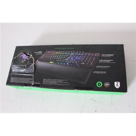 Восстановленный. Razer Huntsman V2 Optical Gaming Keyboard, Purple Switch, Nordic Layout, Wired, Черный | Razer Huntsman V2 Optical Gaming Keyboard | Gaming keyboard | Wired | RGB LED light | NORD | DAMAGED PACKAGING, SMALL BENT ON THE KEYBOARD PAD BACK A