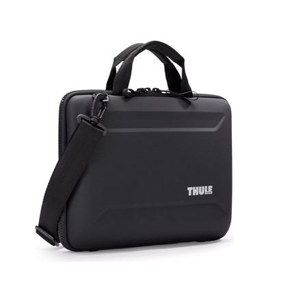 Thule Gauntlet | Fits up to size 14 