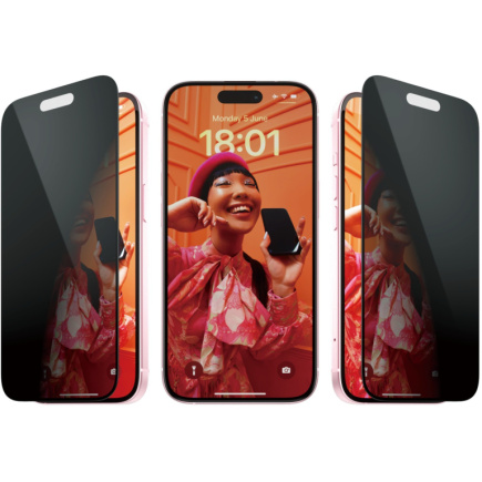 PanzerGlass Privacy iPhone 15. UWF w. EasyAligner