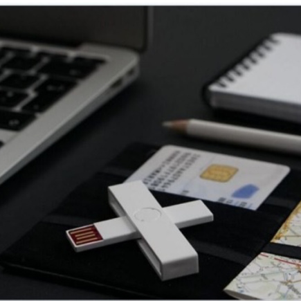 +ID Smart Card Reader white, BLISTER PLUSS-ID