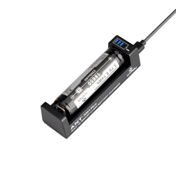 Fast charger for cylindrical Li-ion batteries 18650 Xtar ANT MC1 Plus
