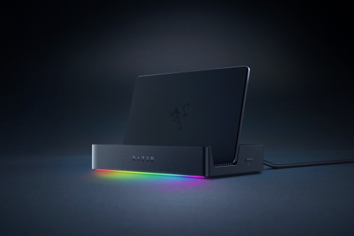 Razer RC21-02310100-R3M1 mobile device dock station Handheld gaming console Must