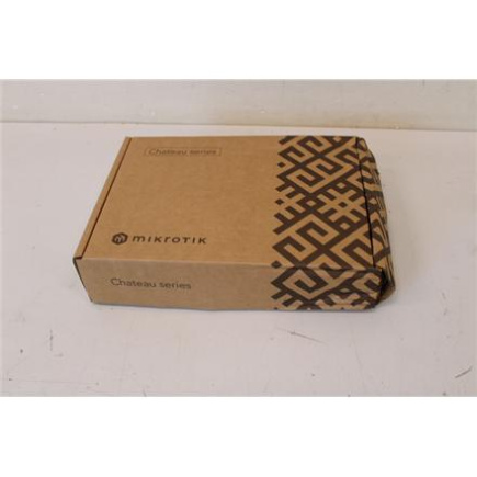 Taastatud. MikroTik S53UG+5HaxD2HaxD-TC&EG18-EA - Chateau LTE18 ax | Chateau LTE18 ax | S53UG+5HaxD2HaxD-TC&EG18-EA | 802.11ax | 574 Mbit/s (2.4 GHz) / 1200 Mbit/s (5 GHz) Mbit/s | Ethernet LAN (RJ-45) ports 4 | 4G | 1 | 12 month(s) | DAMAGED PACKAGING,