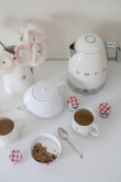 Smeg 50's Style Kettles KLF04CREU Cream