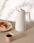 Veekeetja Plisse 1,7 L Alessi MDL06W, valge