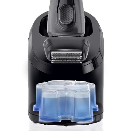 Braun Rasierer Zubehör Clean&Taastatud Reinigungskartusche - 6er-Pack