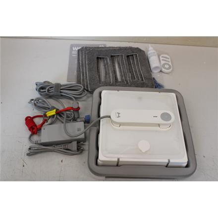 Taastatud. Hutt Windows Cleaning Robot W9, 3800 Pa, White  | HUTT | Windows Cleaning Robot | W9 | Corded | 3800 Pa | White | USED, DIRTY