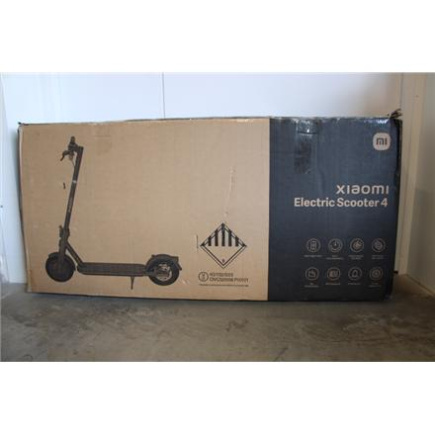 Renew. Xiaomi Electric Scooter 4 EU DAMAGED PACKAGING, SCRATCHED, DIRTY, USED | Xiaomi | 6 month(s) | DEMO, MISSING HEXAGON WRENCH