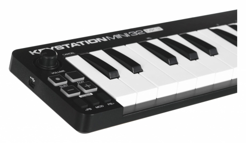 M-AUDIO Keystation Mini 32 MK3 MIDI keyboard 32 keys USB Black, White