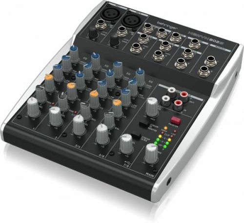 Behringer XENYX 802S - analogue audio mixer