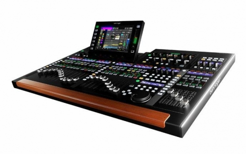 Behringer WING-BK digital mixer