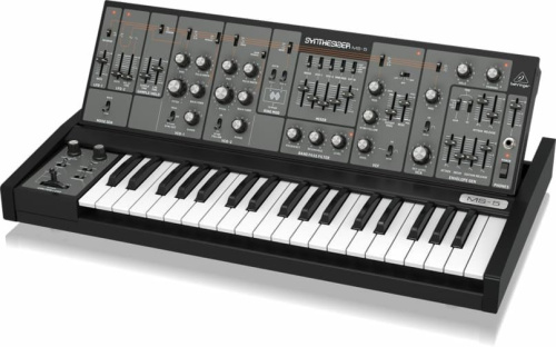 Behringer MS-5 - analogue synthesiser