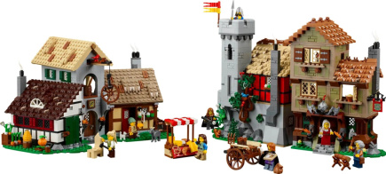 LEGO ICONS 10332 Medieval Town Square