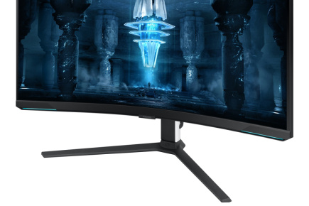 Samsung | G850 UHD | 32 