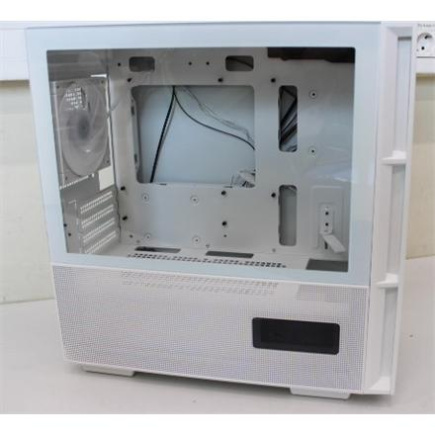 Восстановленный. Deepcool CH360 MID TOWER CASE, Белый | Deepcool | CH360 | Белый | Mid Tower | DEFECTIVE GLASS | Power supply included No | ATX PS2