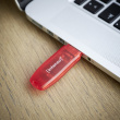 STICK 128GB USB 2.0 Intenso 3502491 Rainbow Line Red