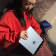 Apple MacBook Air 13-inch : M4 chip with 10-core CPU and 8-core GPU, 16GB, 256GB SSD - Starlight